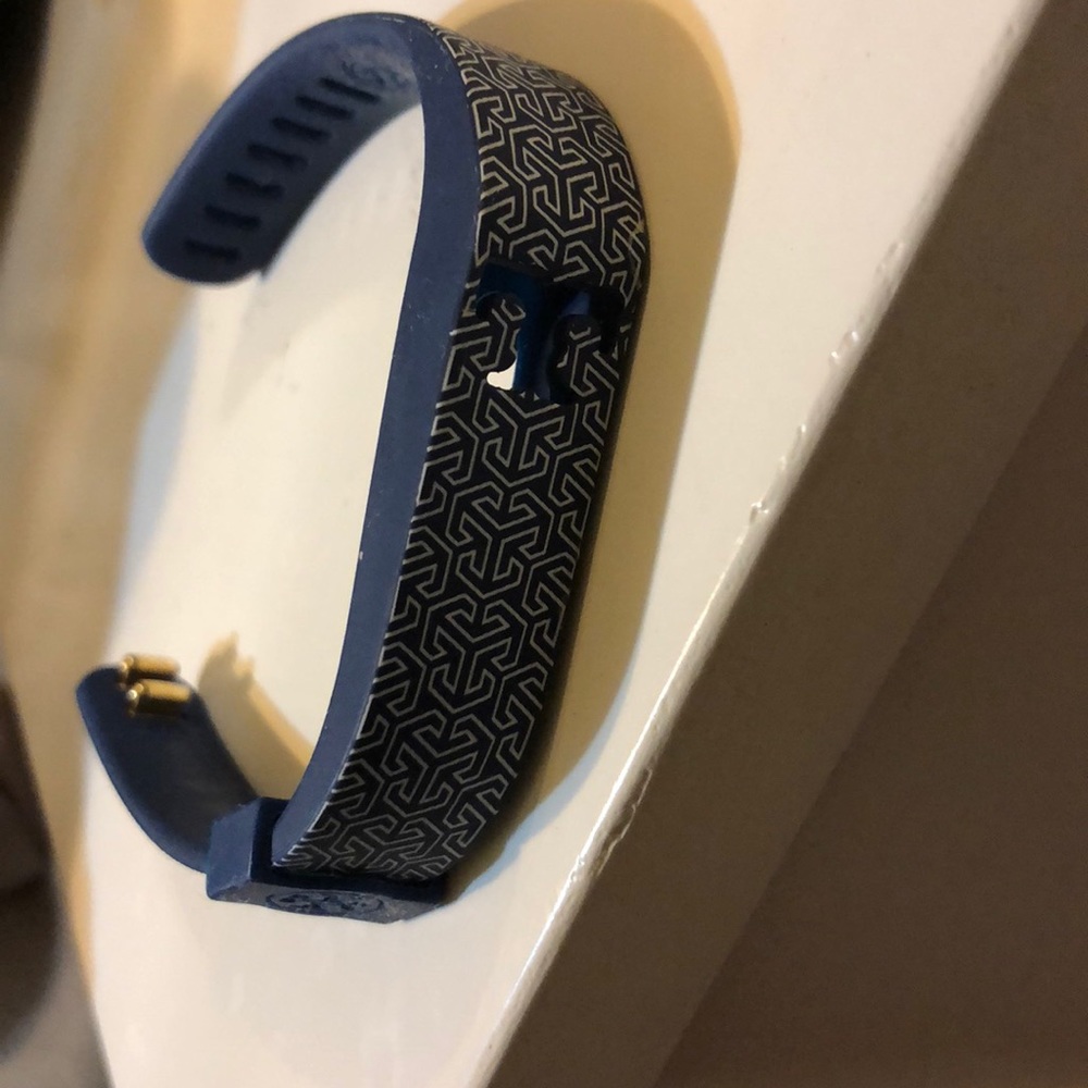 Tory Burch Fitbit cover (Fitbit flex)